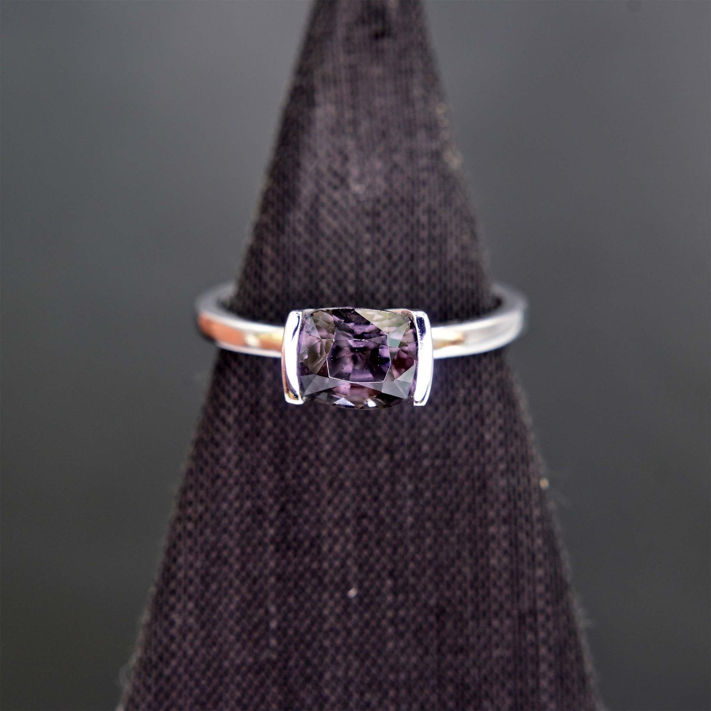 Beautiful handmade ring made by Shiraz Jewelry in Chiang Mai