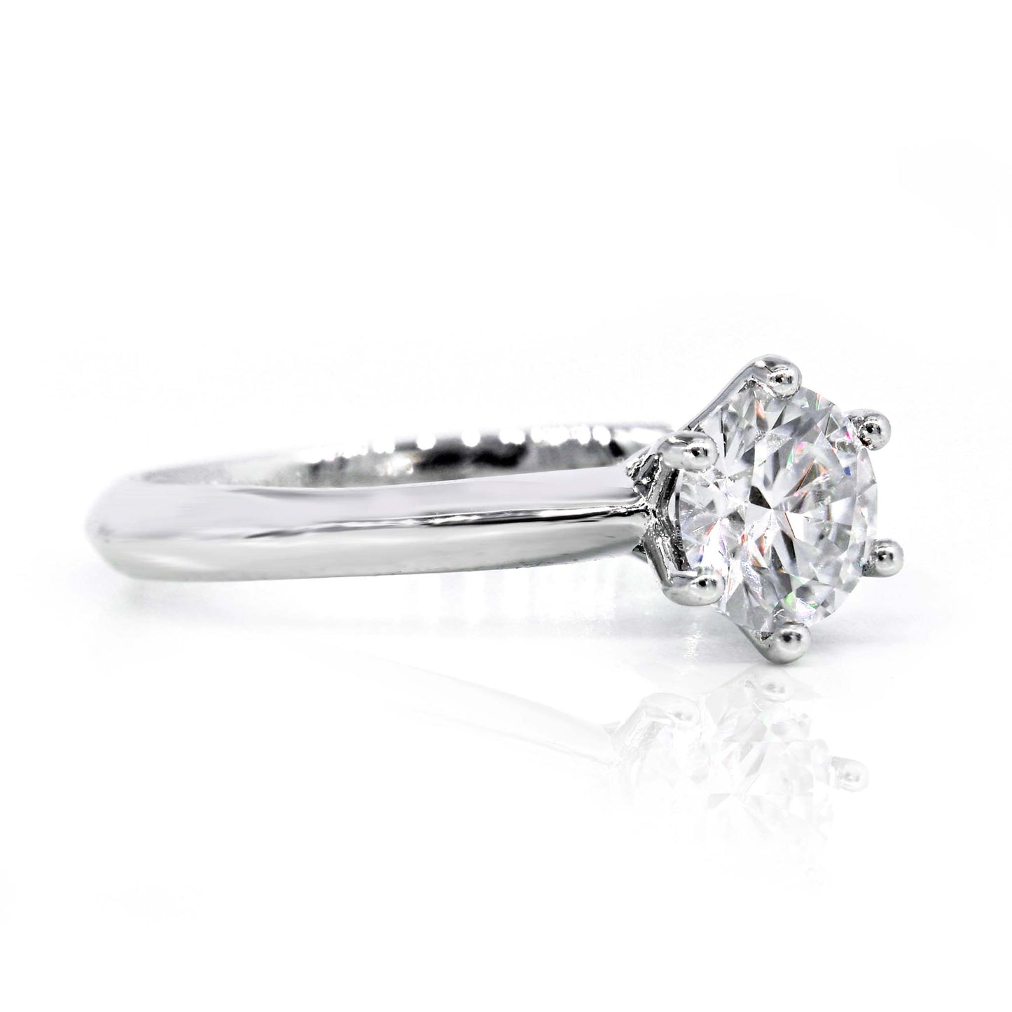 A 1.00 carat moissanite engagement ring available in Chiang Mai, Thailand