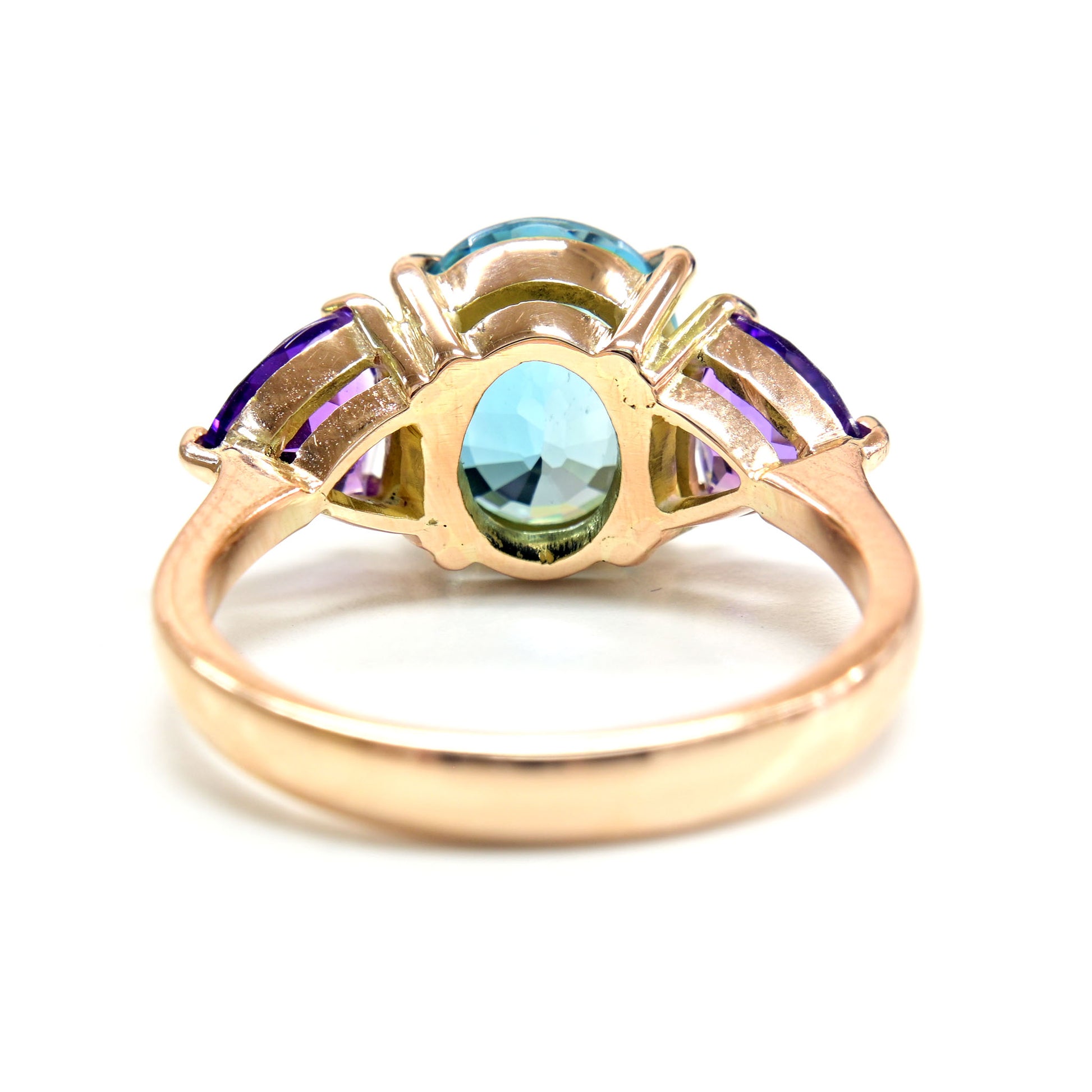 Back view of Thai blue zircon ring