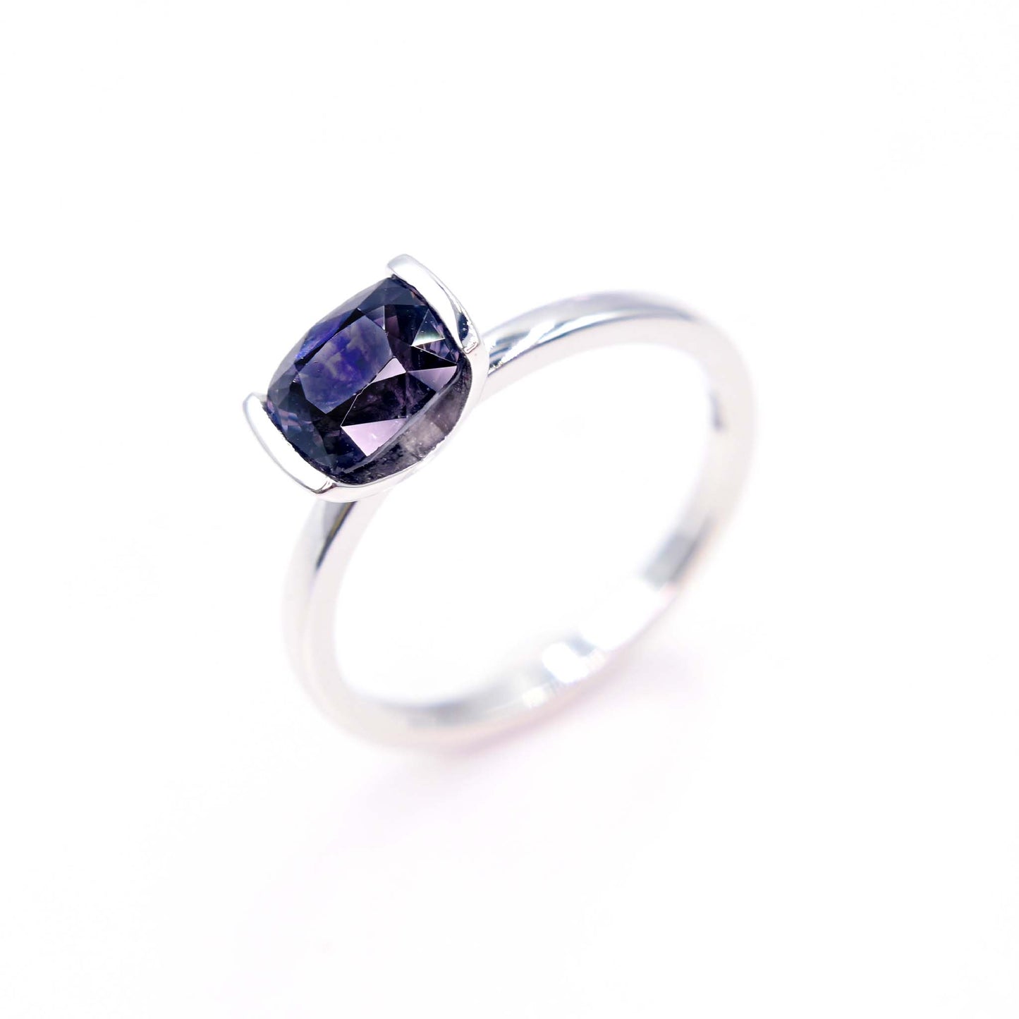 Handmade spinel ring with 14k white gold 