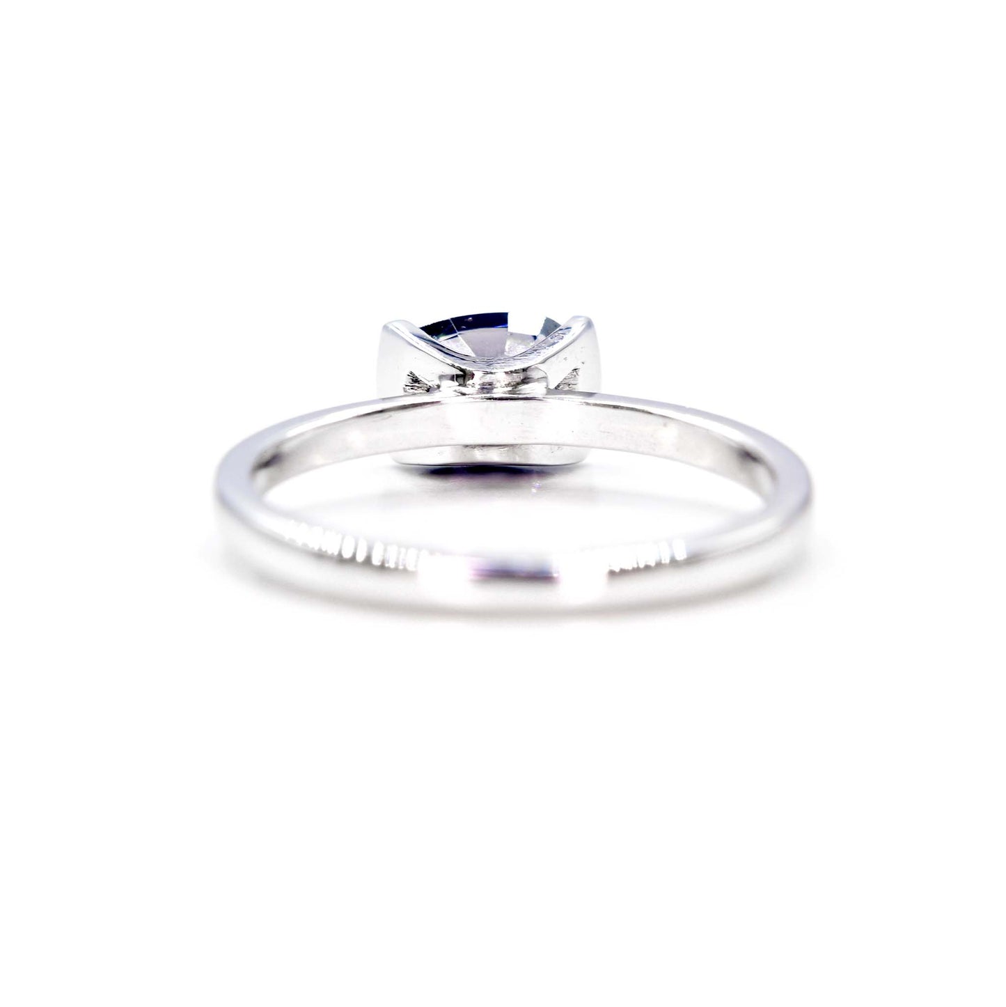 The build of handmade spinel ring with 14k white gold