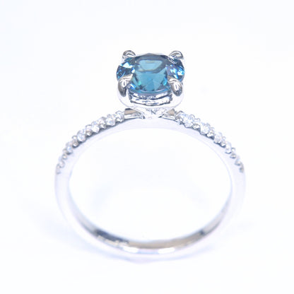 Luxury blue zircon solitaire ring with moissanite band