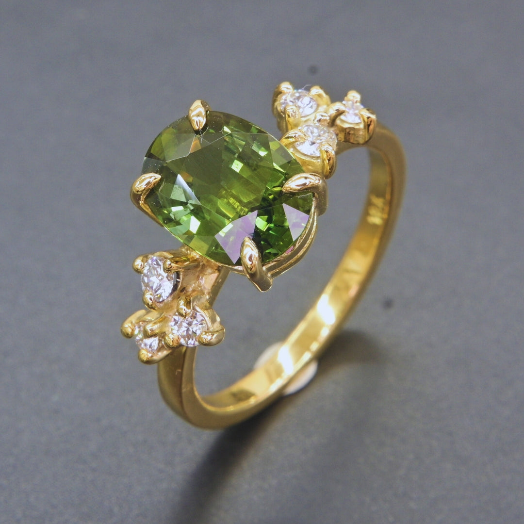 Fine jewelry green sapphire ring with natural diamonds for anniversary gift
