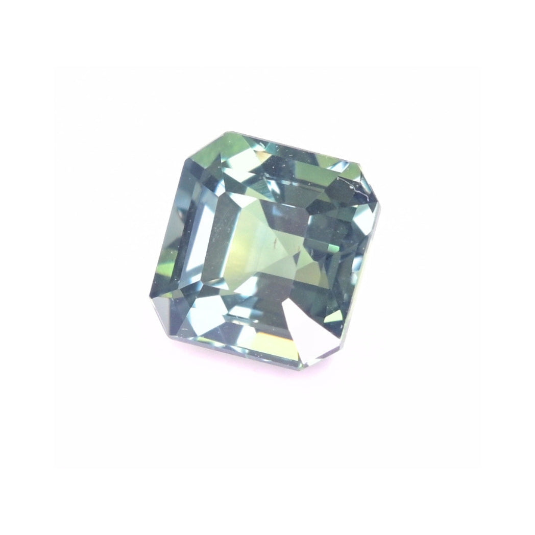 Natural unheated teal sapphire 1.25 ct with blue green color shift