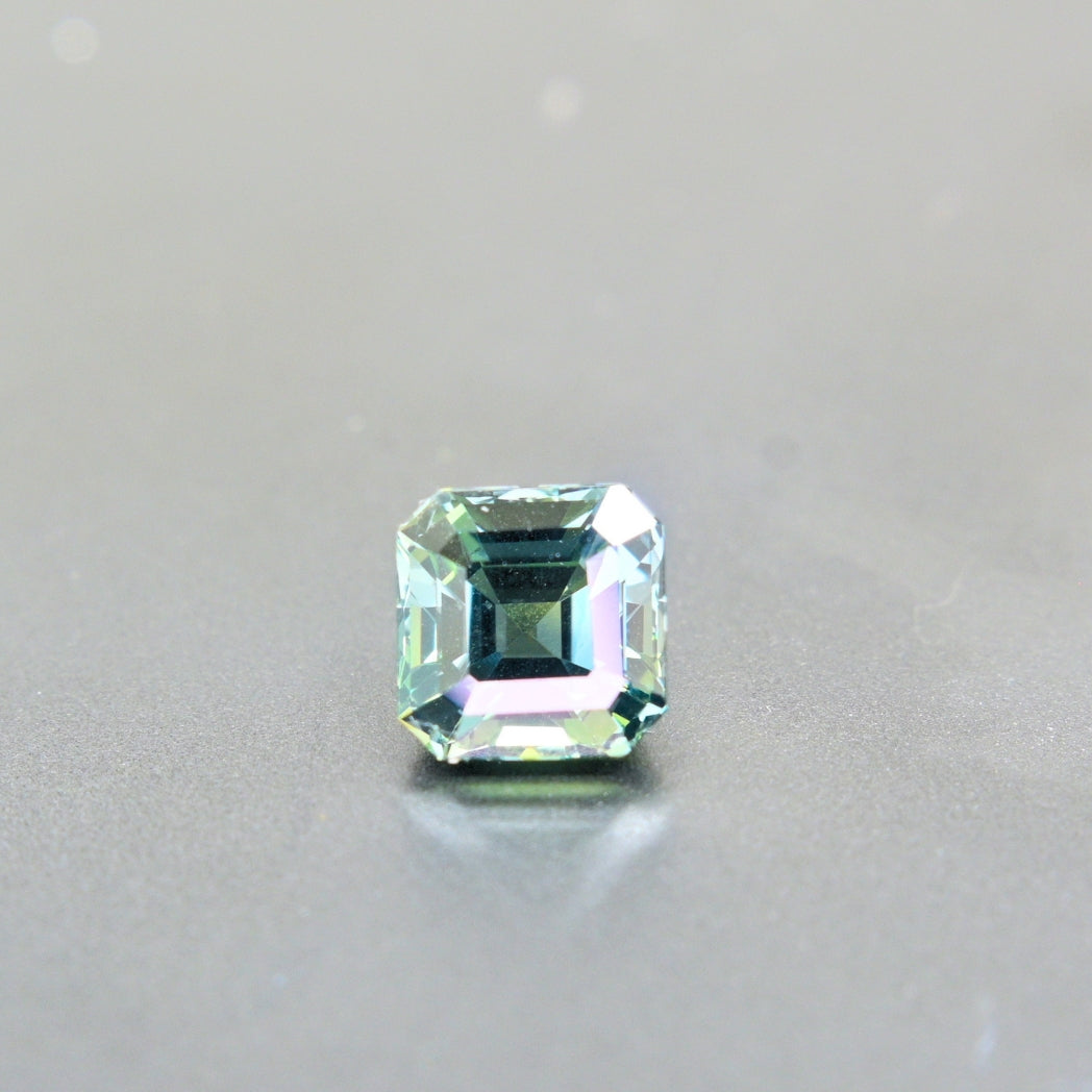 Premium natural teal sapphire 1.25 carat from Shiraz Jewelry Chiang Mai
