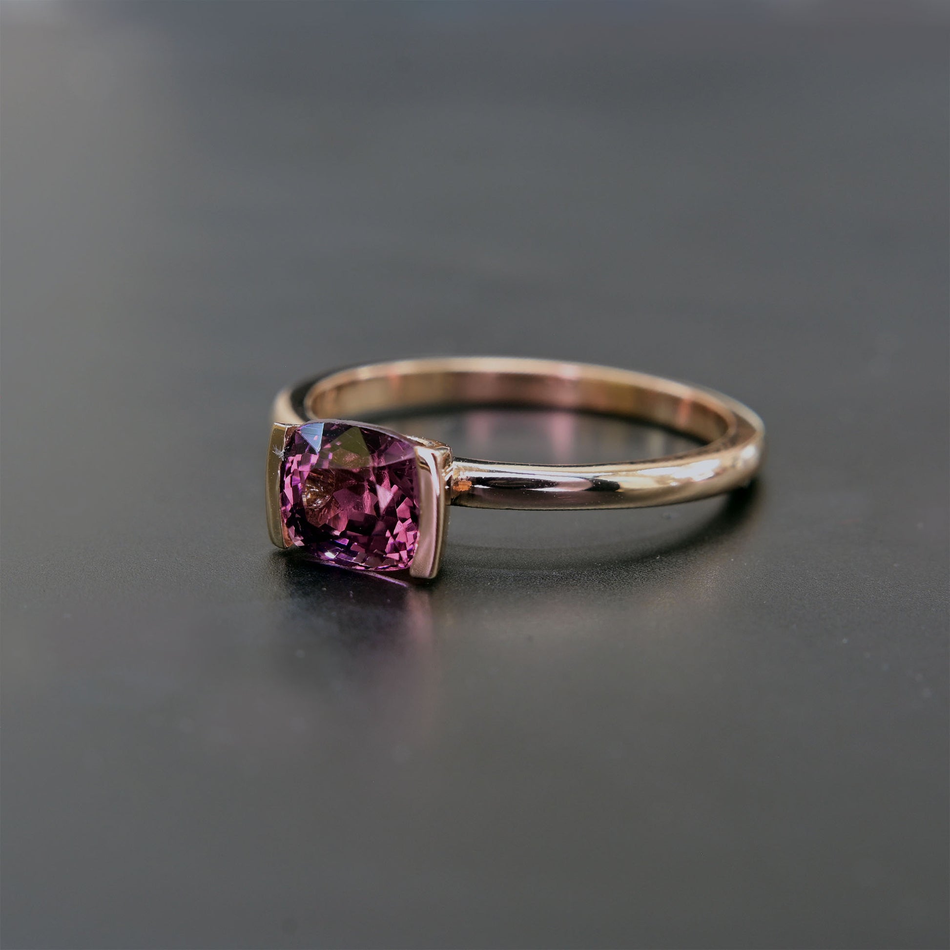 Purple pink spinel ring in rose gold setting