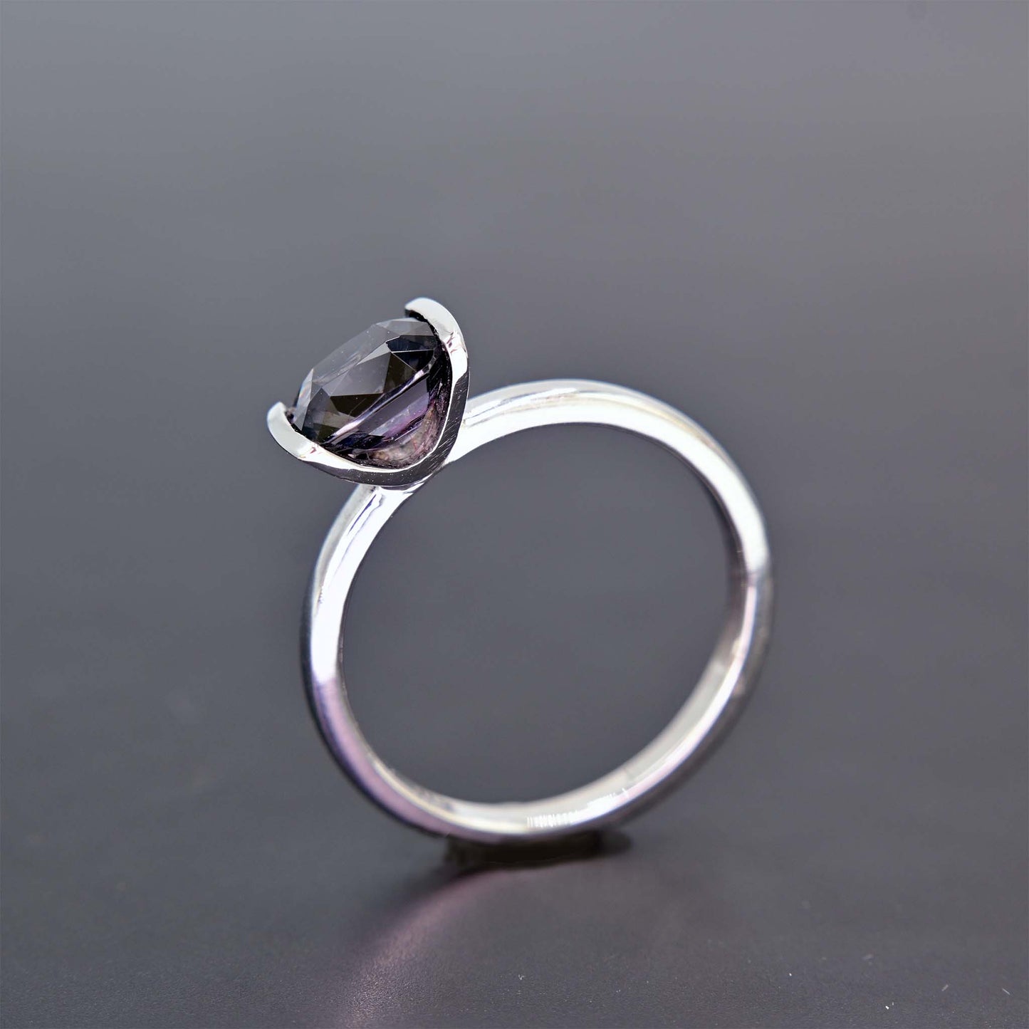 Natural spinel ring