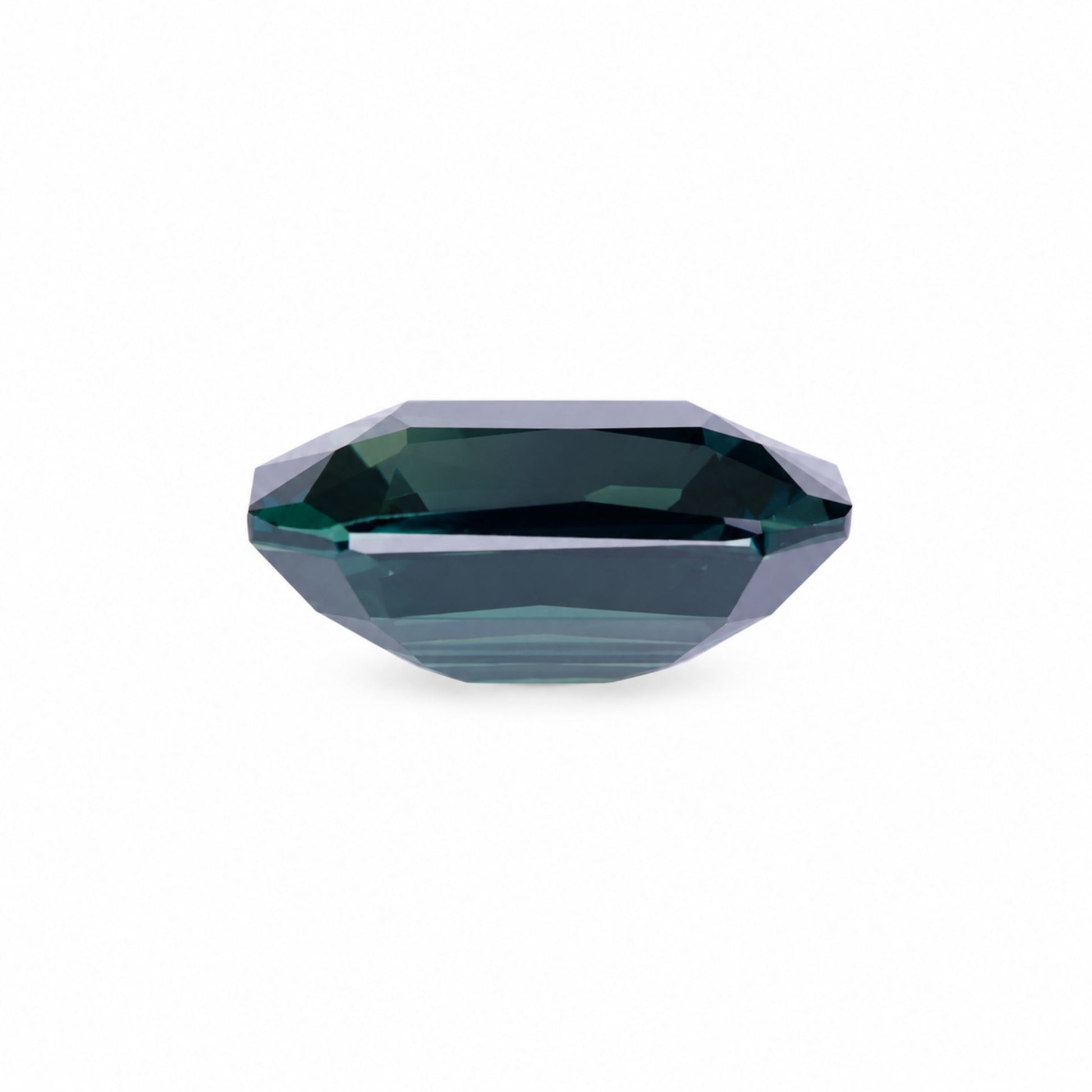 Unheated sapphire 2.12 carat in Chiang Mai, Thailand