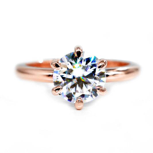 Stunning moissanite gold ring in 14K rosegold for engagement