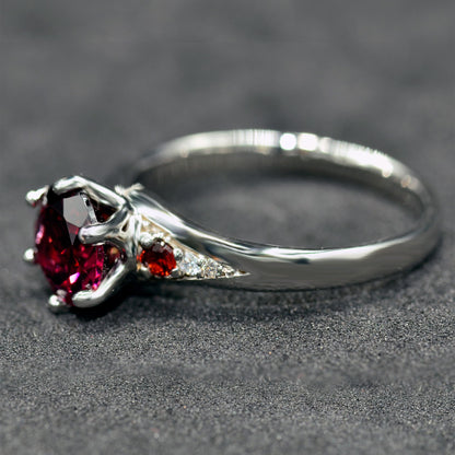 Natural garnet engagement ring - Shiraz Jewelry